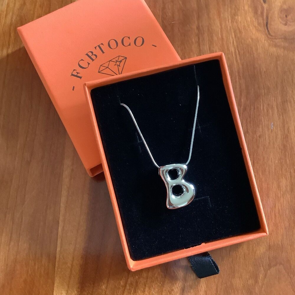 3D Balloon Initial Letter B Pendant Necklace Silver Tone Alphabet Jewelry